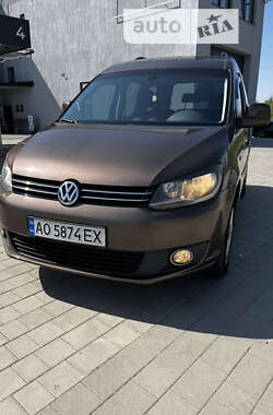 Минивэн Volkswagen Caddy 2010 в Виноградове