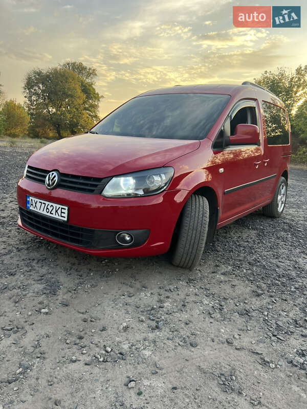 Минивэн Volkswagen Caddy 2011 в Харькове