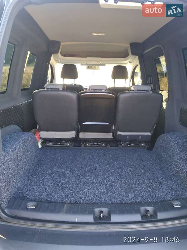 Минивэн Volkswagen Caddy 2016 в Ивано-Франковске