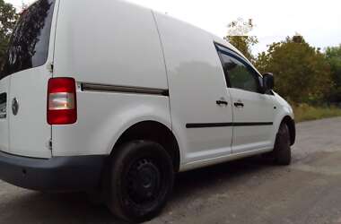 Грузовой фургон Volkswagen Caddy 2010 в Мукачево