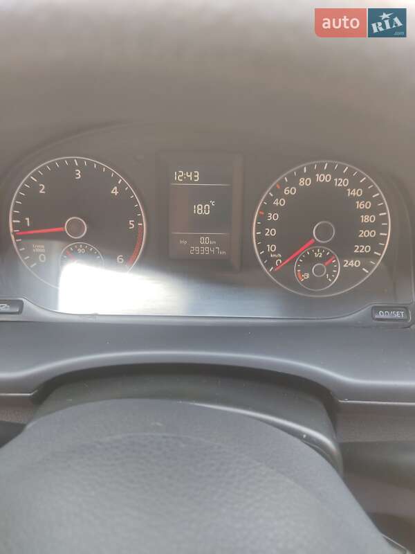 Минивэн Volkswagen Caddy 2011 в Киеве