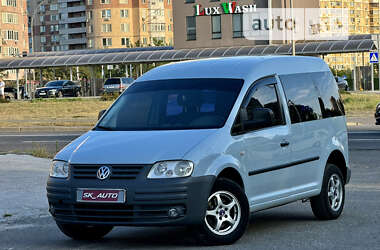 Минивэн Volkswagen Caddy 2010 в Киеве