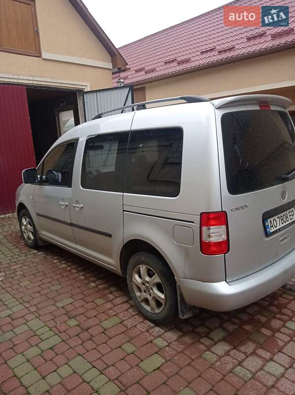 Минивэн Volkswagen Caddy 2008 в Ужгороде