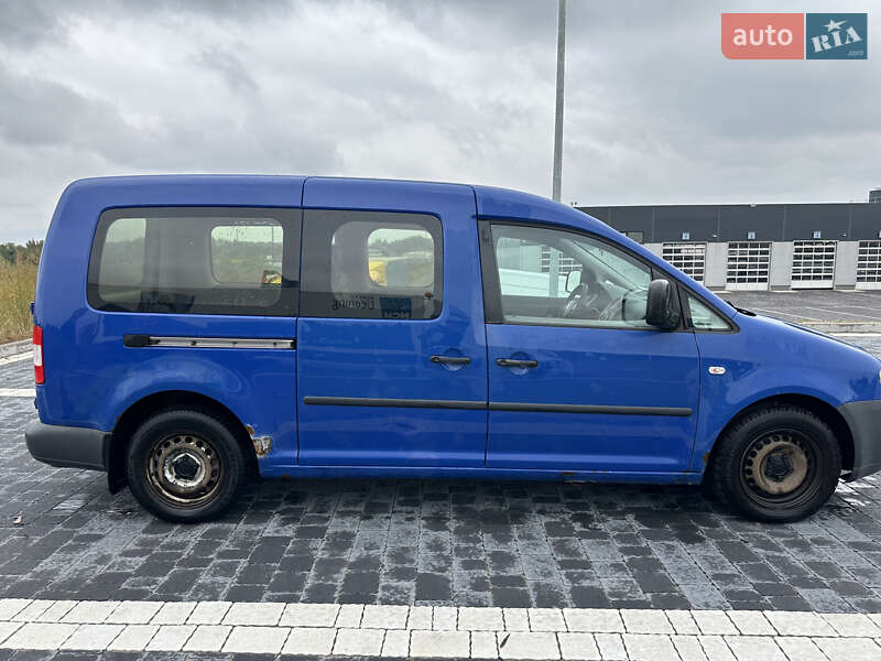 Минивэн Volkswagen Caddy 2009 в Львове
