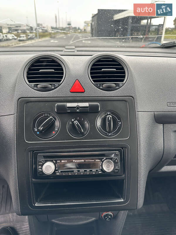 Минивэн Volkswagen Caddy 2009 в Львове