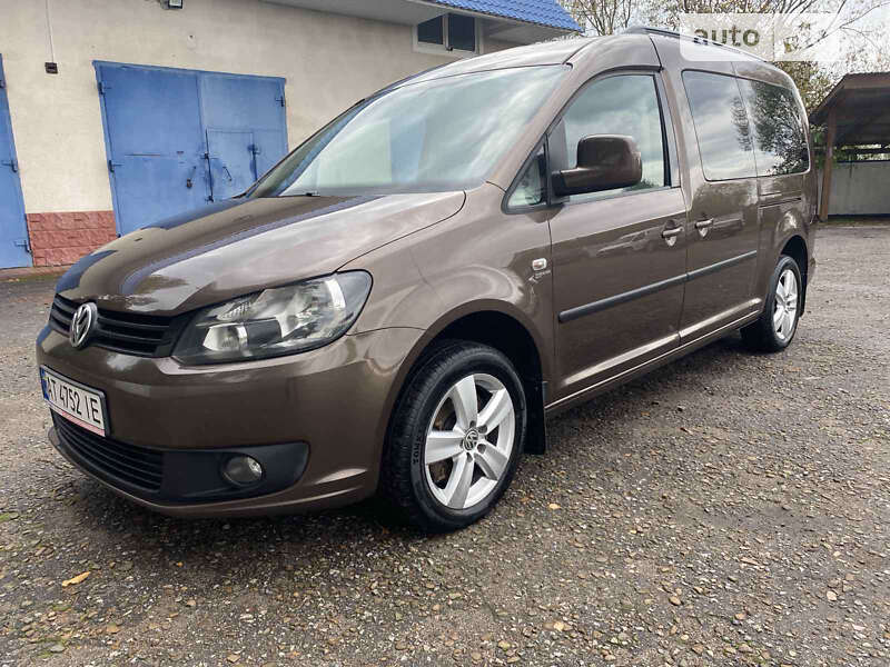 Минивэн Volkswagen Caddy 2012 в Калуше