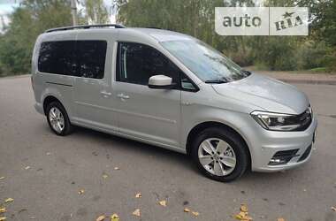 Мінівен Volkswagen Caddy 2015 в Чернівцях