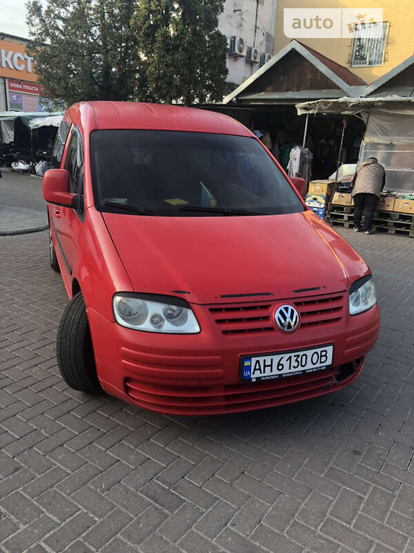 Минивэн Volkswagen Caddy 2005 в Самборе