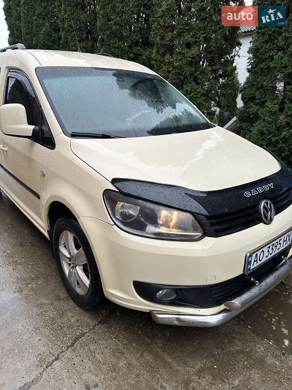 Минивэн Volkswagen Caddy 2013 в Виноградове фото 7 Минивэн Volkswagen Caddy 2013 в Виноградове