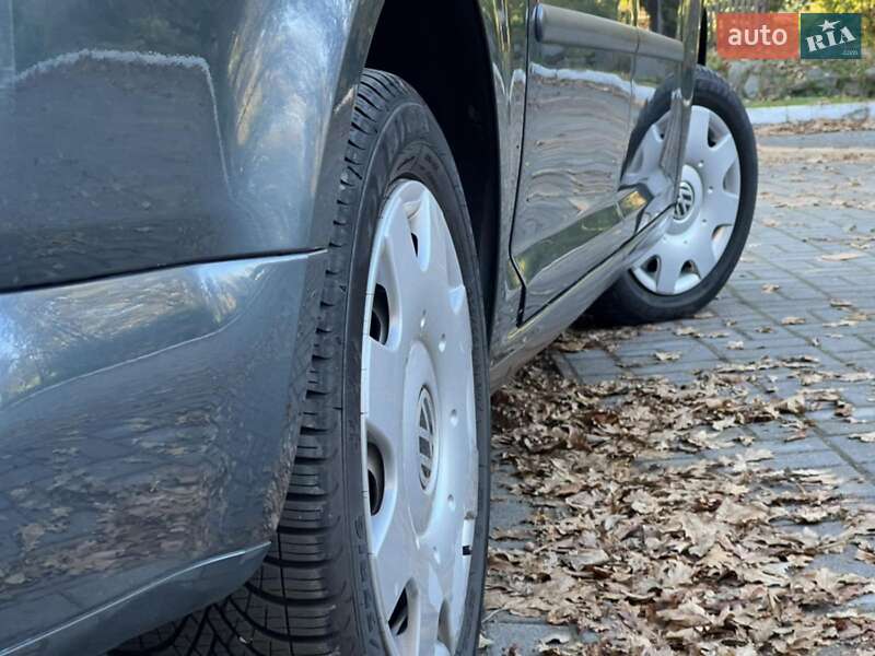 Минивэн Volkswagen Caddy 2008 в Дрогобыче