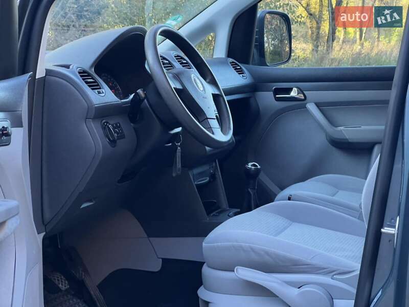 Минивэн Volkswagen Caddy 2008 в Дрогобыче