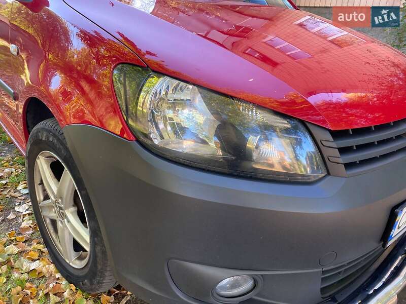 Минивэн Volkswagen Caddy 2014 в Черкассах