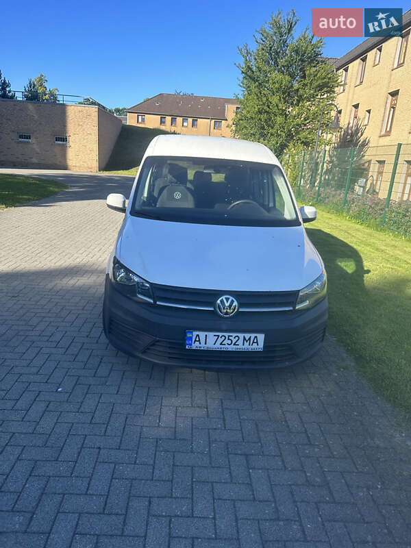 Минивэн Volkswagen Caddy 2016 в 