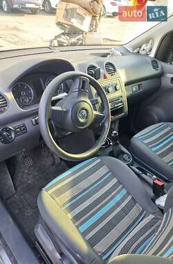 Минивэн Volkswagen Caddy 2012 в 