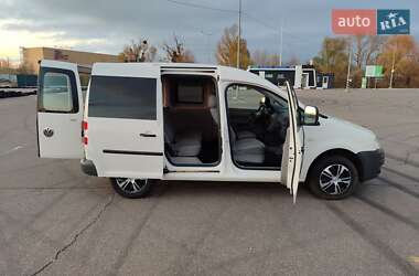 Минивэн Volkswagen Caddy 2006 в Киеве