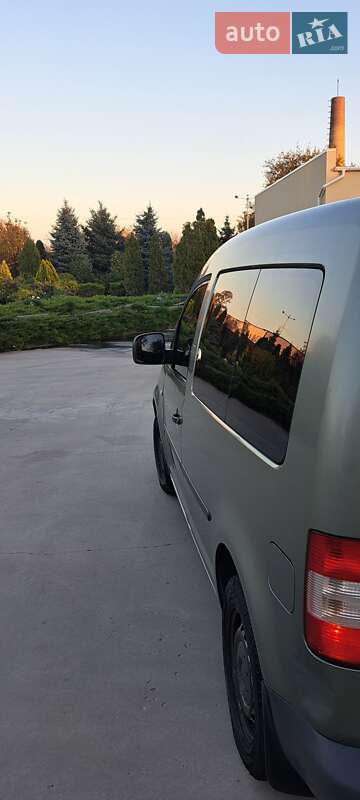 Минивэн Volkswagen Caddy 2008 в Днепре