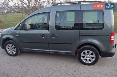 Минивэн Volkswagen Caddy 2015 в Луцке