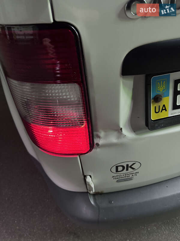 Минивэн Volkswagen Caddy 2006 в Решетиловке