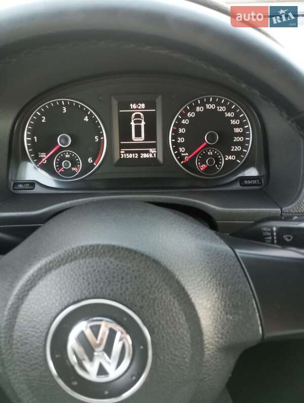 Минивэн Volkswagen Caddy 2014 в Черновцах