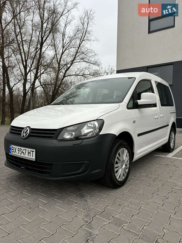 Минивэн Volkswagen Caddy 2014 в Хмельницком