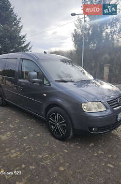 Мінівен Volkswagen Caddy 2009 в Чернівцях