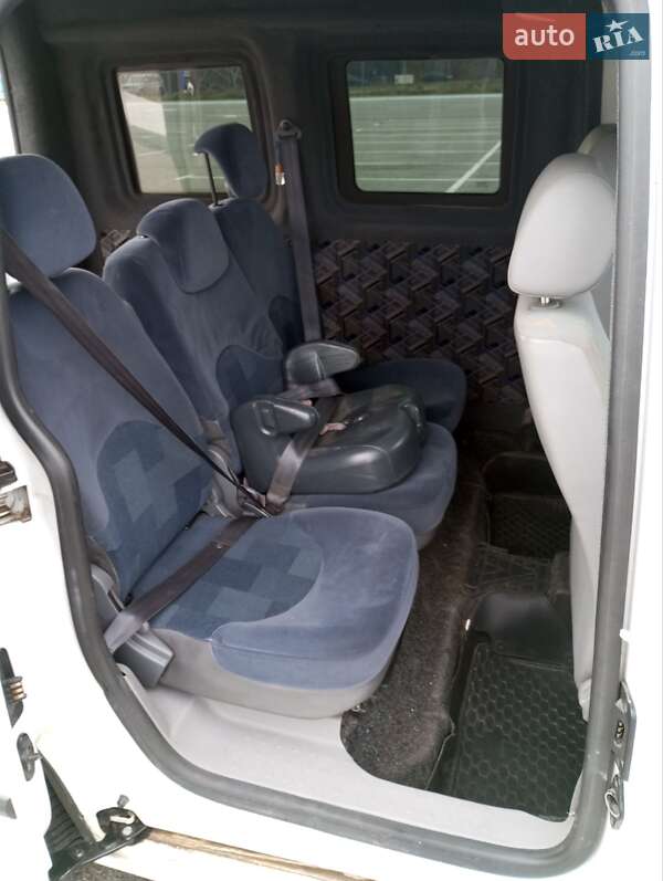 Минивэн Volkswagen Caddy 2007 в Запорожье