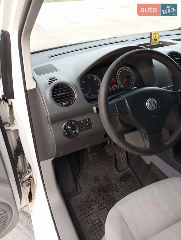 Минивэн Volkswagen Caddy 2007 в Запорожье