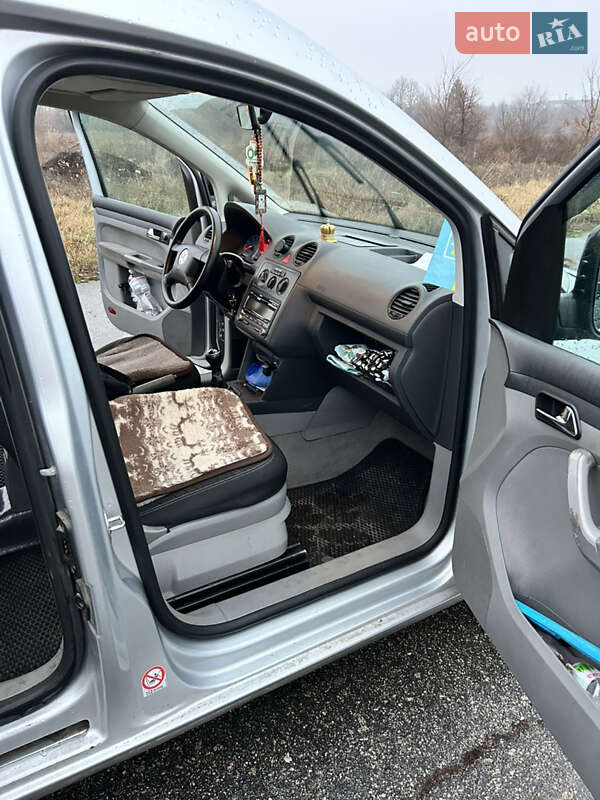 Минивэн Volkswagen Caddy 2006 в Мироновке