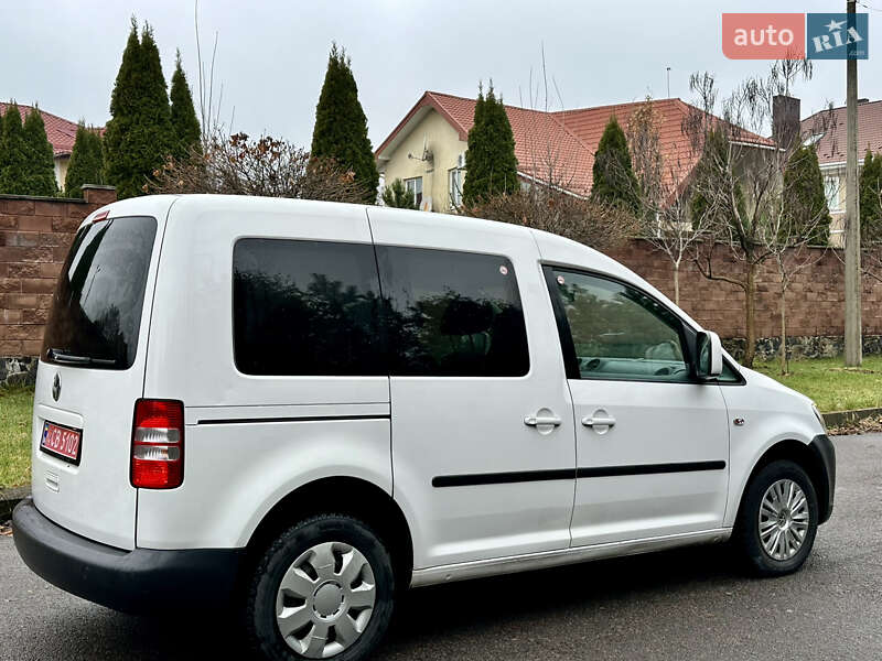 Мінівен Volkswagen Caddy 2013 в Рівному