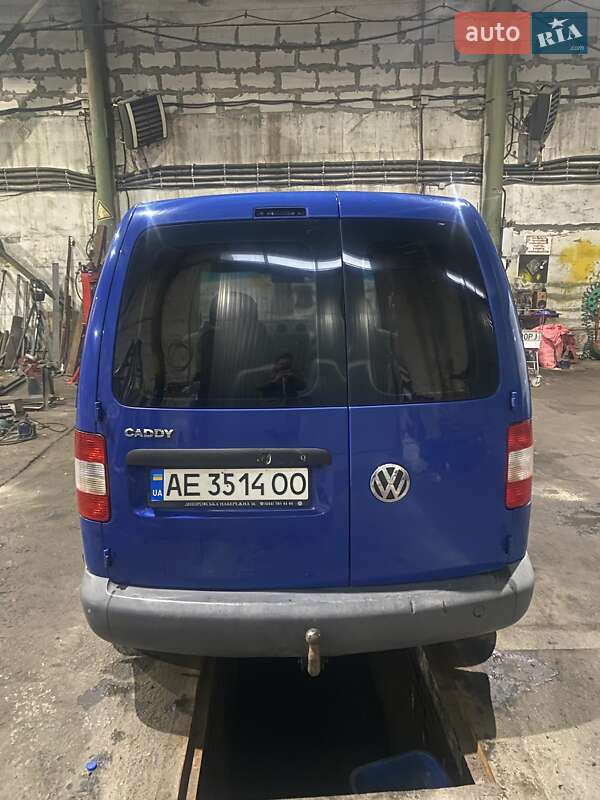 Вантажний фургон Volkswagen Caddy 2008 в Запоріжжі
