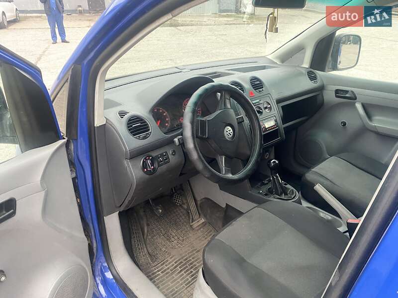 Вантажний фургон Volkswagen Caddy 2008 в Запоріжжі