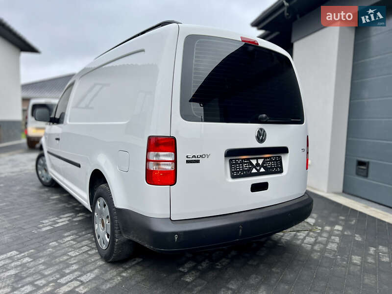 Грузовой фургон Volkswagen Caddy 2014 в Ровно