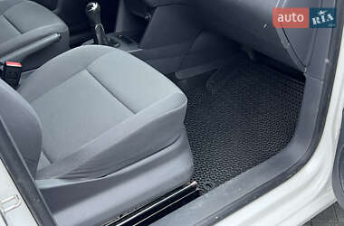 Грузовой фургон Volkswagen Caddy 2014 в 