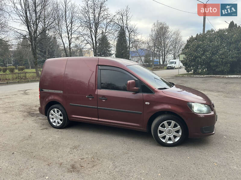 Минивэн Volkswagen Caddy 2011 в Мукачево