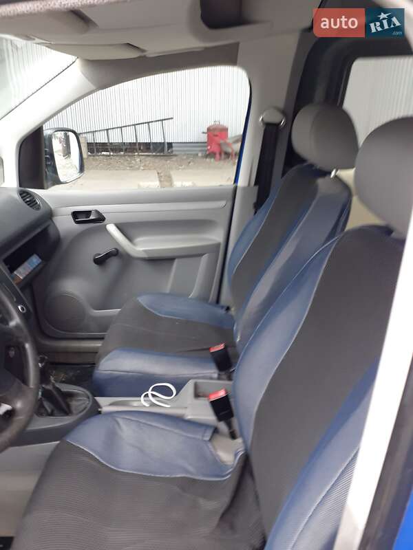 Минивэн Volkswagen Caddy 2006 в Борщеве