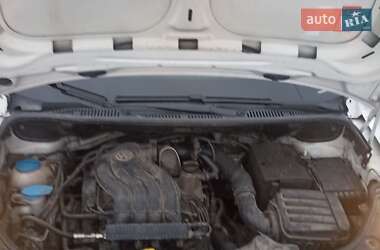 Мінівен Volkswagen Caddy 2013 в 