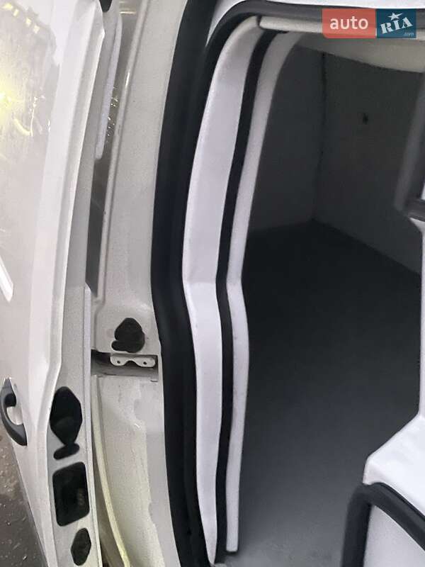 Рефрижератор Volkswagen Caddy 2019 в Киеве