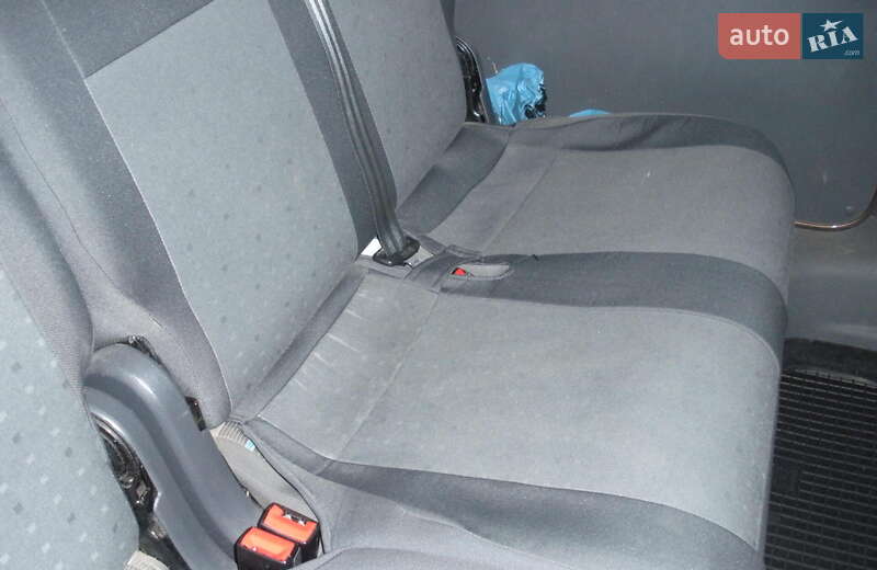 Минивэн Volkswagen Caddy 2011 в Шепетовке