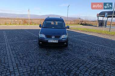 Мінівен Volkswagen Caddy 2005 в Іршаві