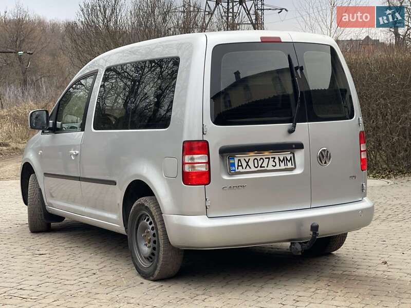 Минивэн Volkswagen Caddy 2012 в Дергачах