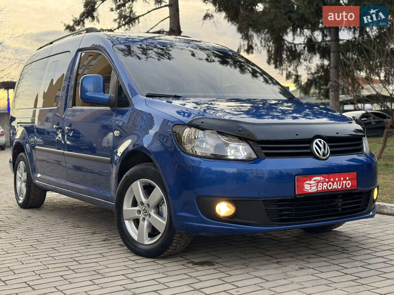 Мінівен Volkswagen Caddy 2010 в Кам'янець-Подільському