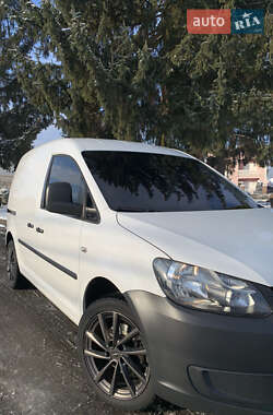 Вантажний фургон Volkswagen Caddy 2011 в Тячеві