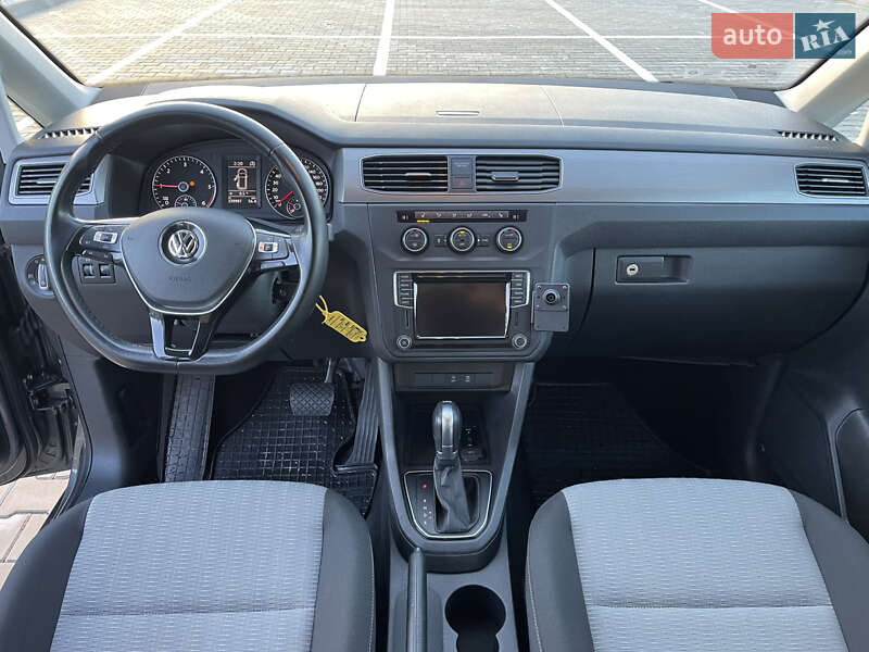 Минивэн Volkswagen Caddy 2015 в Виноградове