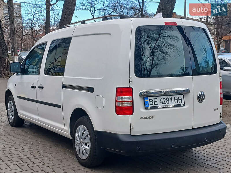 Грузовой фургон Volkswagen Caddy 2011 в Николаеве