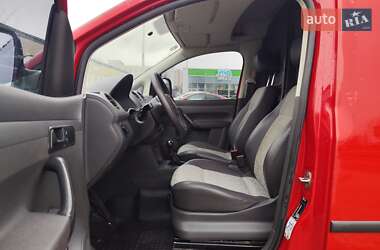 Грузовой фургон Volkswagen Caddy 2011 в Киеве