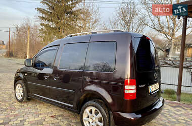 Мінівен Volkswagen Caddy 2013 в Чернівцях