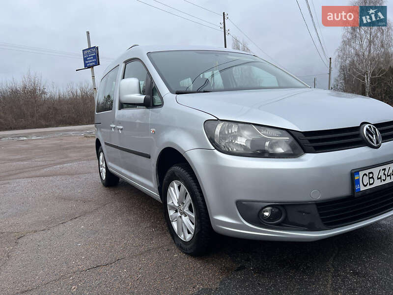 Минивэн Volkswagen Caddy 2011 в Прилуках