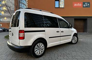 Вантажний фургон Volkswagen Caddy 2012 в Івано-Франківську