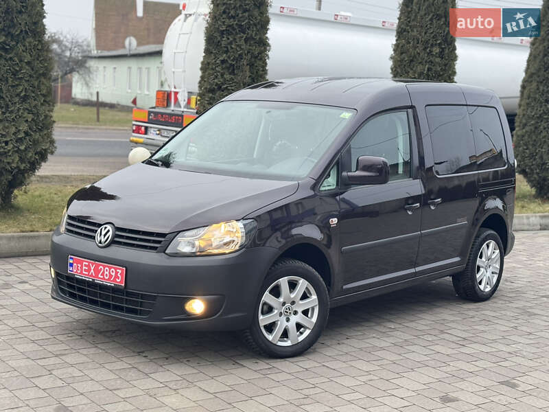 Мінівен Volkswagen Caddy 2012 в Сарнах