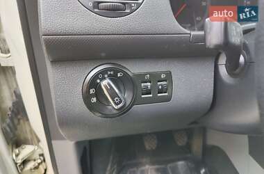 Минивэн Volkswagen Caddy 2009 в 